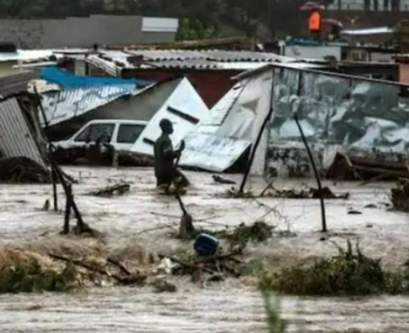Flood caused havoc in South Africa, 400 people died, 40 thousand people homeless