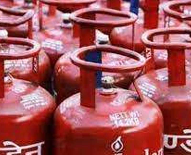 Domestic gas cylinder costlier by Rs 218 during a year