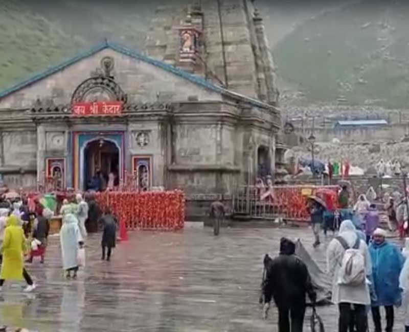 Kedarnath Yatra slowed down due to rain and landslides